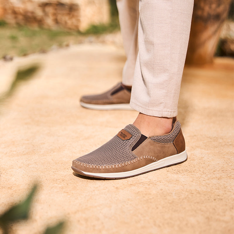 Men's slip-on sneakers, khaki mesh with brown accents and white sole