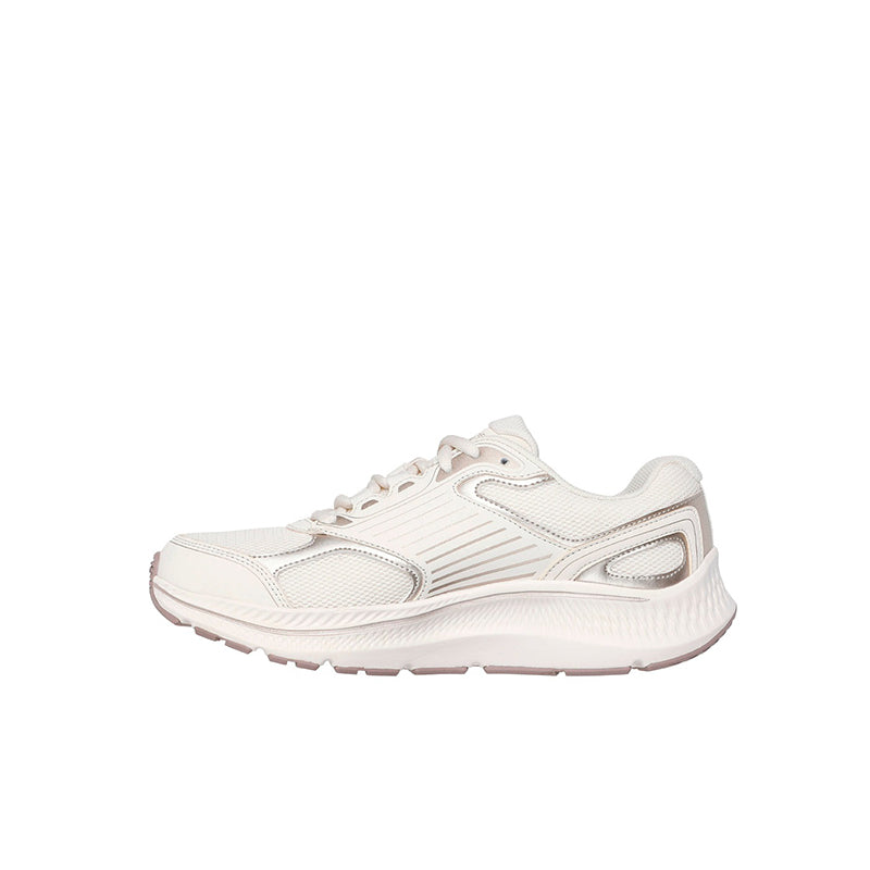 Women's leather low-top sneaker, lace-up design with textured side panels