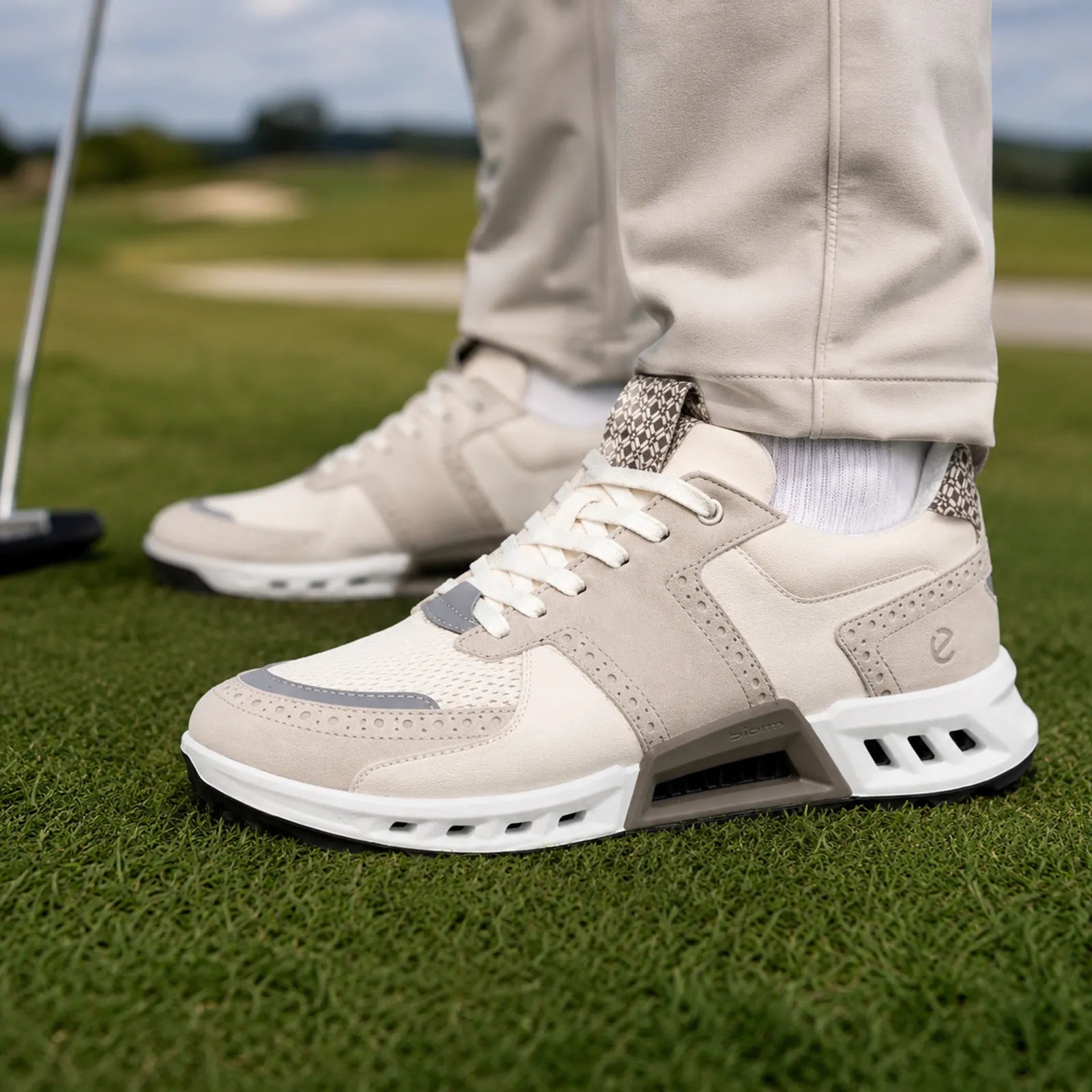 ECCO BIOM C4 men's White Grey golf shoes for all day course comfort