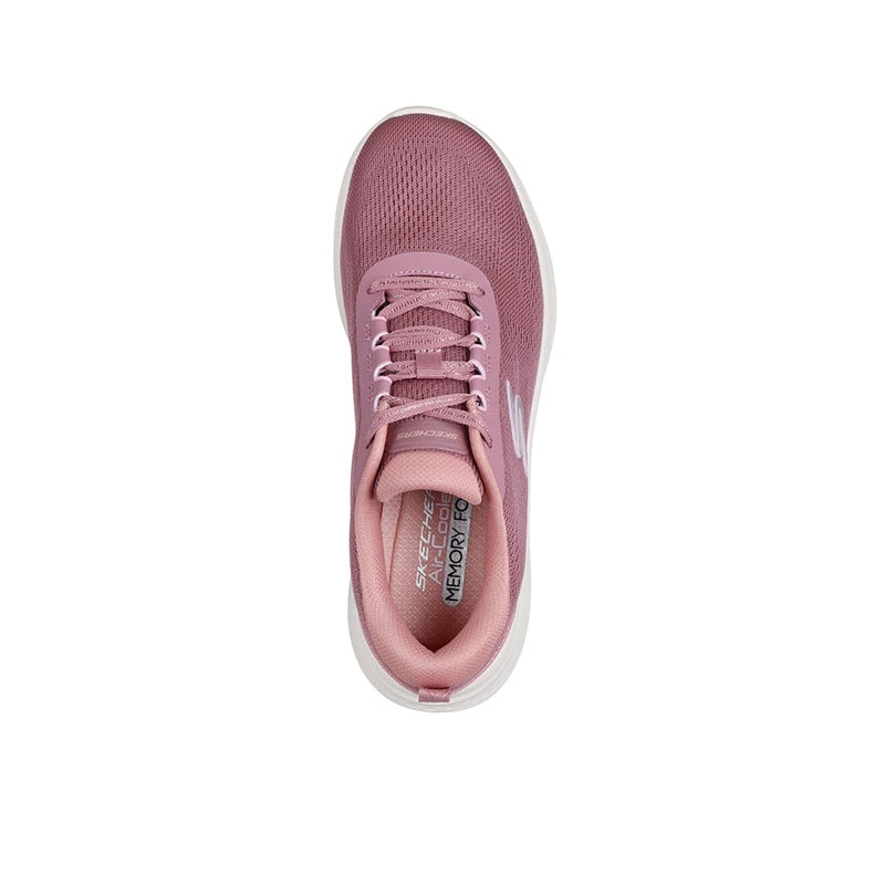 Lace-up sneaker heel view, mauve/pink interior and padded collar