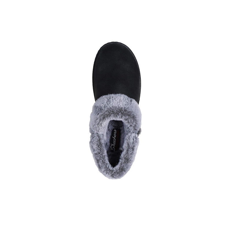 Women's black leather slipper with gray faux-fur interior opening