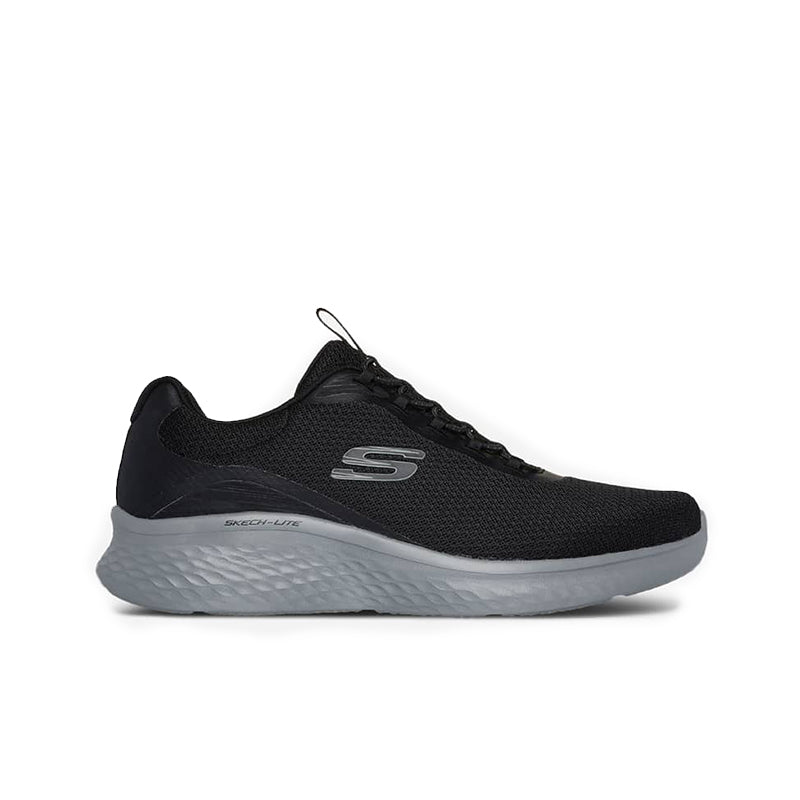 Men's black knit-look lace-up sneakers with S logo and gray foam sole