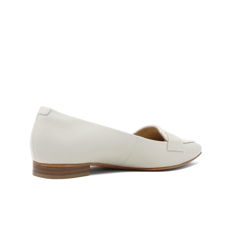 Clarks Laina15Loafer2 Women's Loafers Black Leather Fashion Shoes 26154705