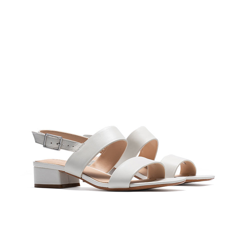 CLARKS Seren25 Strap Women's Sandals White Leather Fashion Shoes