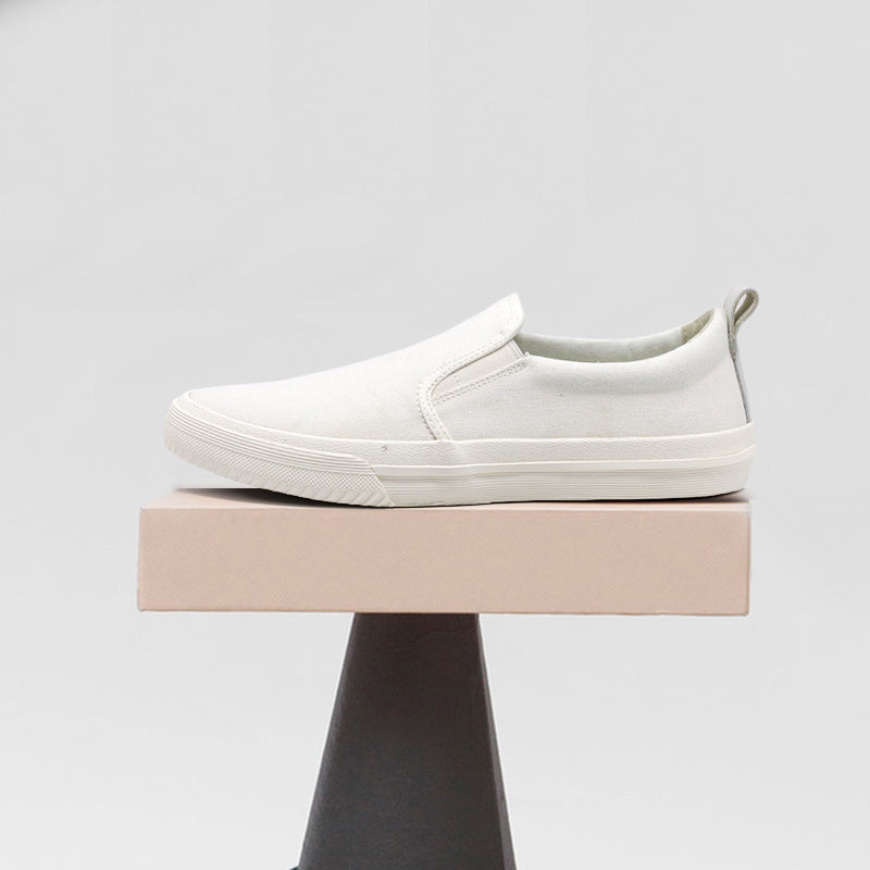 CLARKS Roxby Step Men's Loafers White Canvas Fashion Shoes