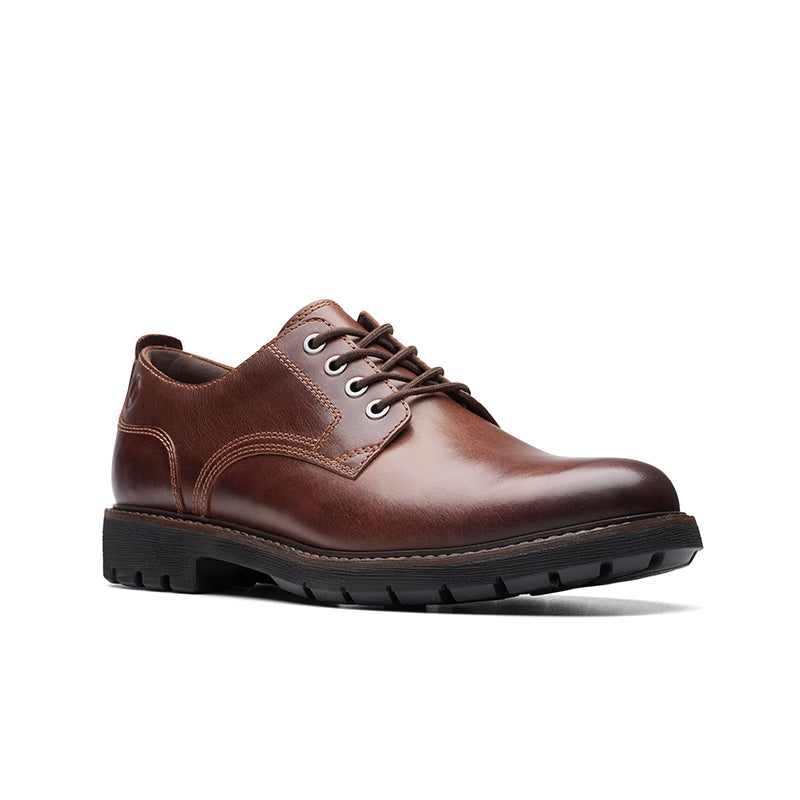 Men's brown leather lace-up business shoes with black tread sole