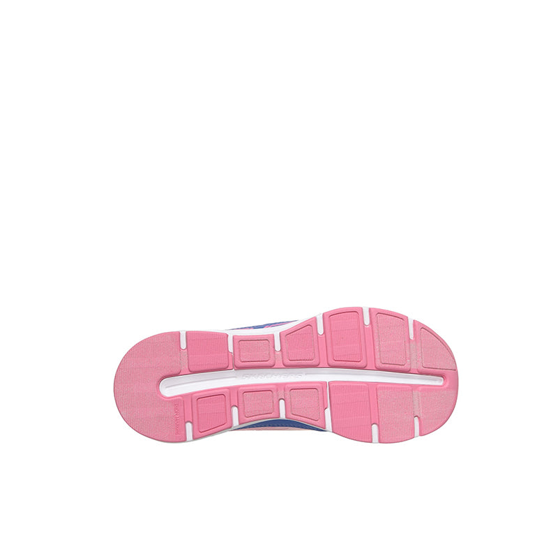 Girl's pink rubber outsole with tread grooves