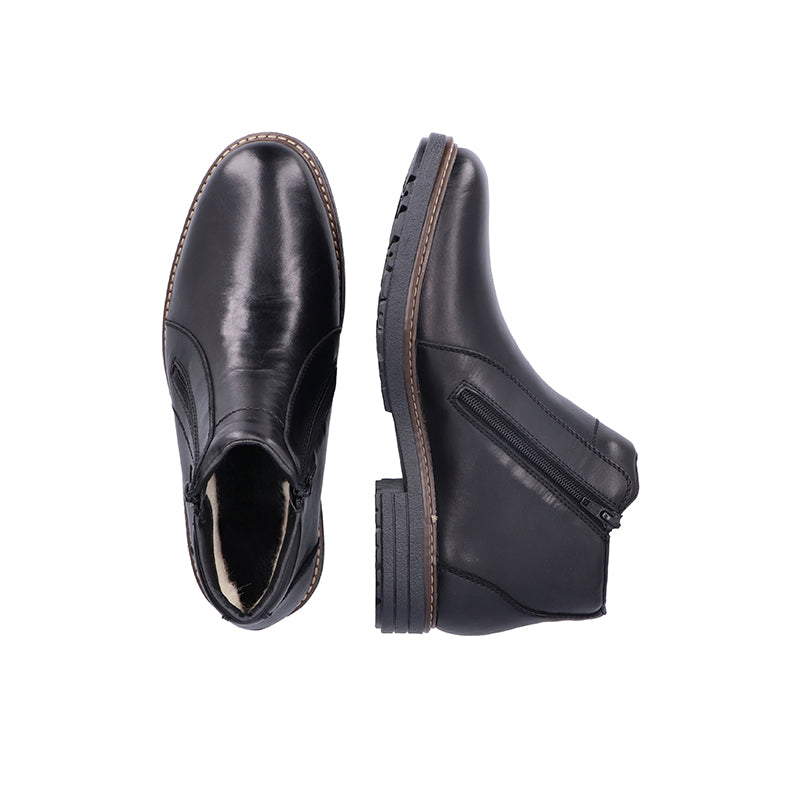 Men's black leather zip boots, toe and side detail with padded collar