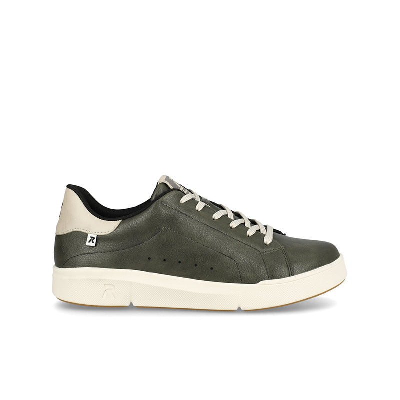 Green leather low-top sneakers with lace-up and cushioned sole