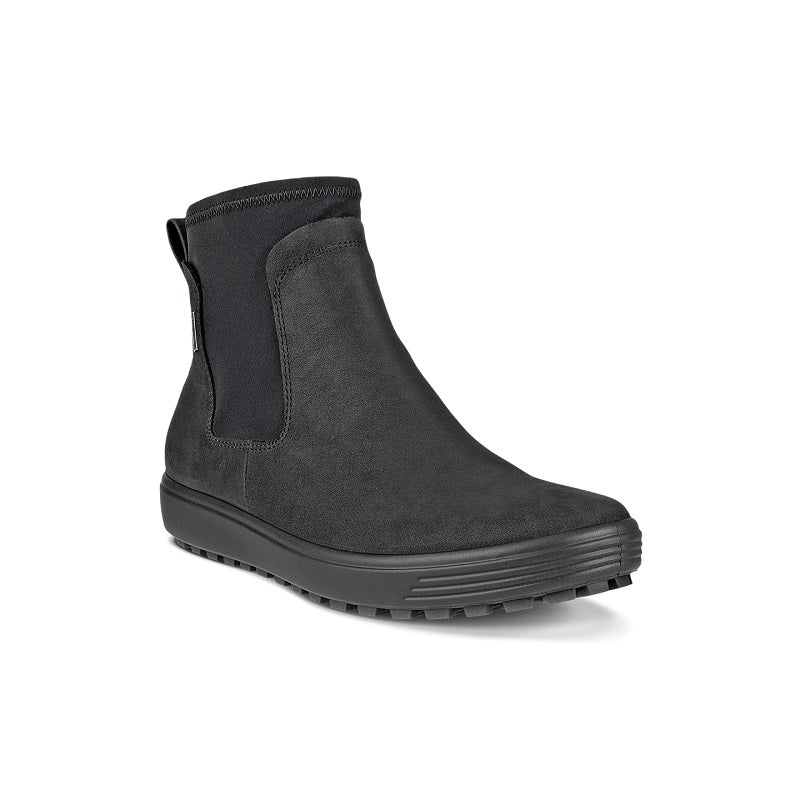Black women's Chelsea boot with elastic gore panels and cushioned tread sole