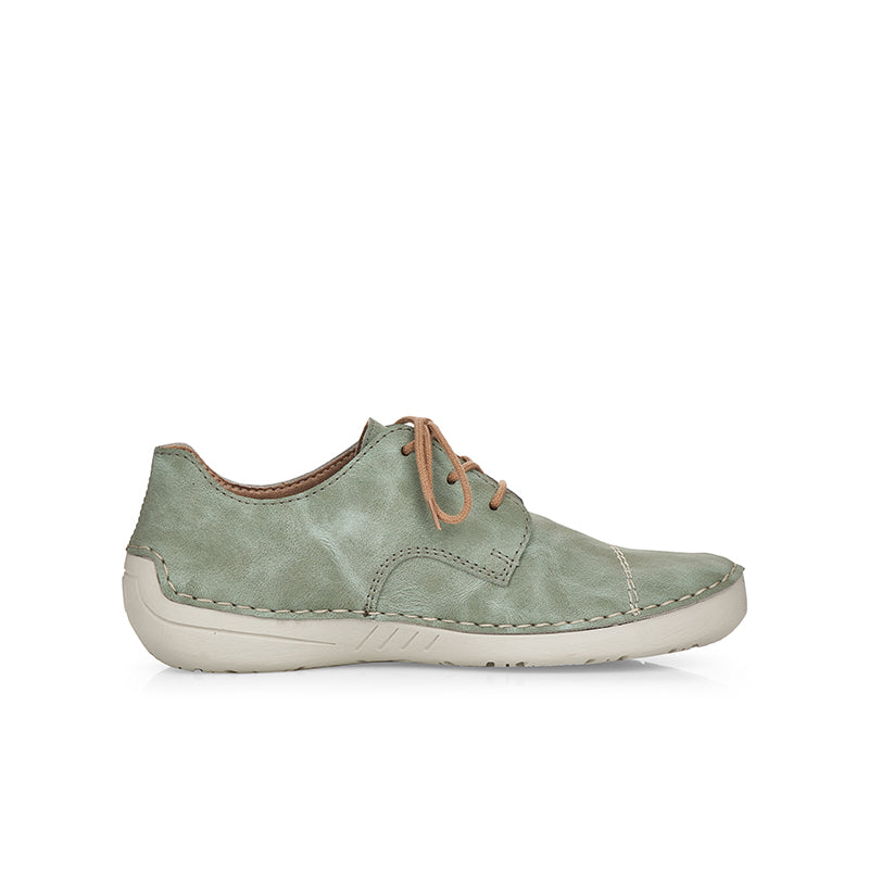 Green low-top sneakers with lace-up closure and cushioned rubber sole
