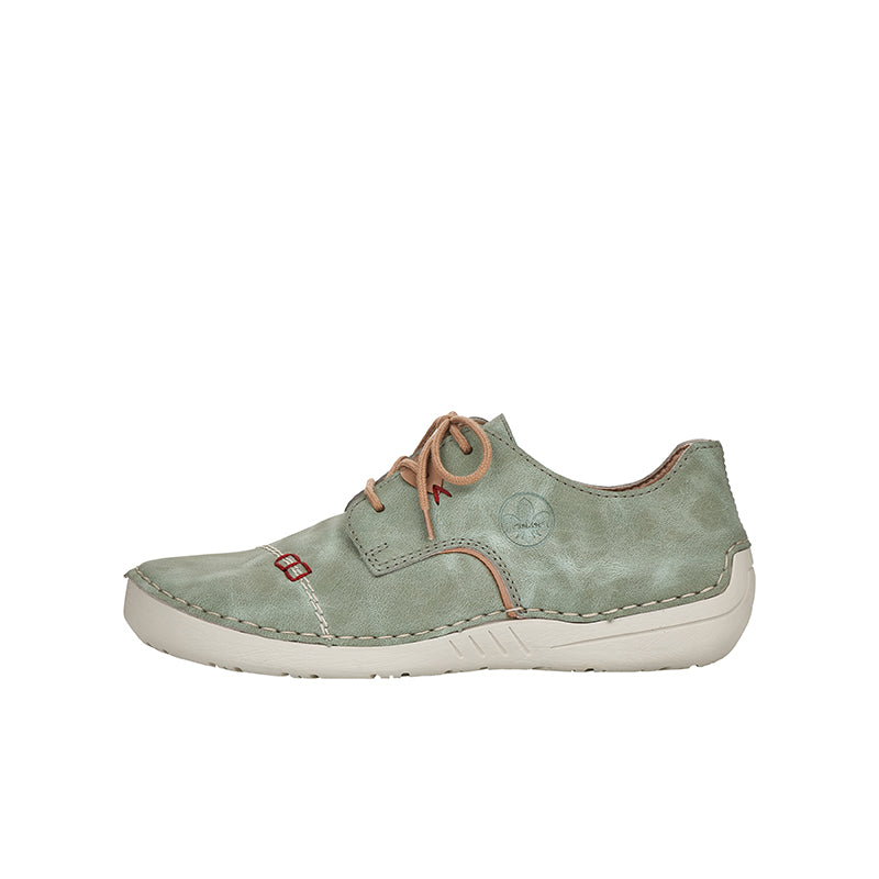 Green low-top sneakers, lace-up design with contrast stitching and cushioned sole