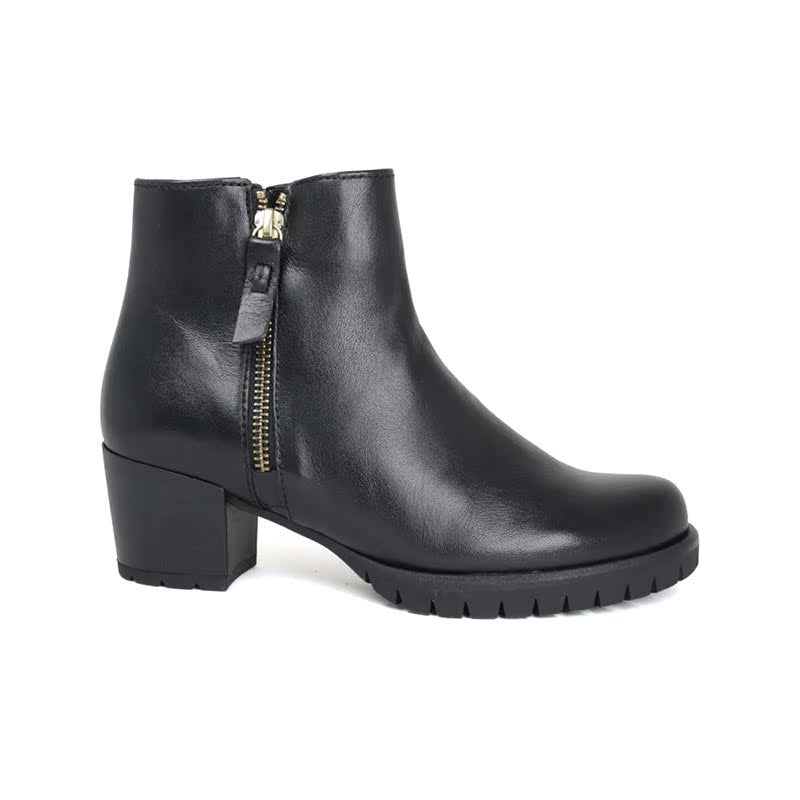 Black leather ankle boots with side zipper and block heel