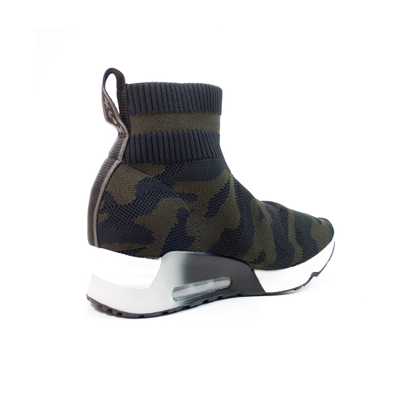 Camo knit sock sneaker boot with pull tab and white air sole
