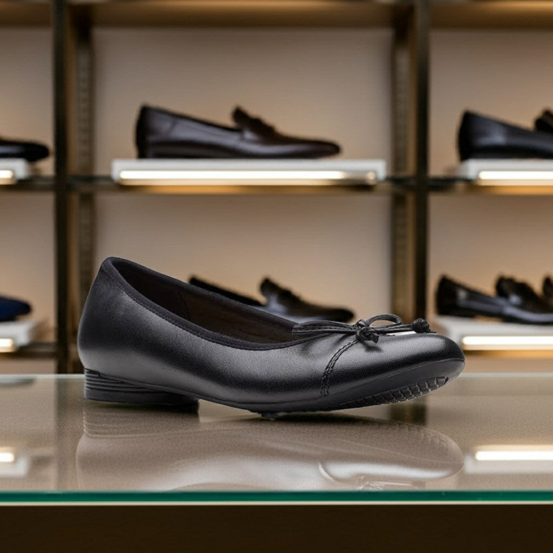 CLARKS Loreleigh Rae Women's Loafers Black Leather Casual Shoes