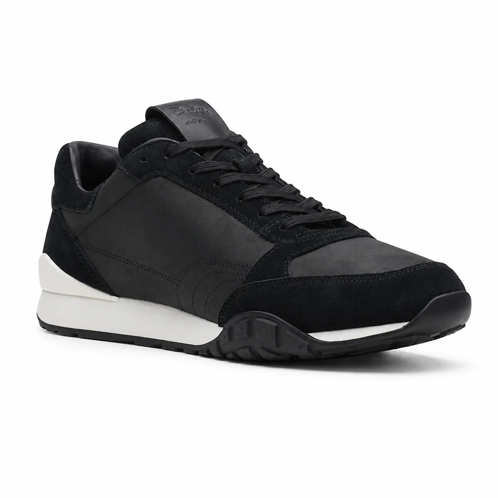 Men's black lace-up sneakers with nubuck and suede panels, white midsole, rubber tread