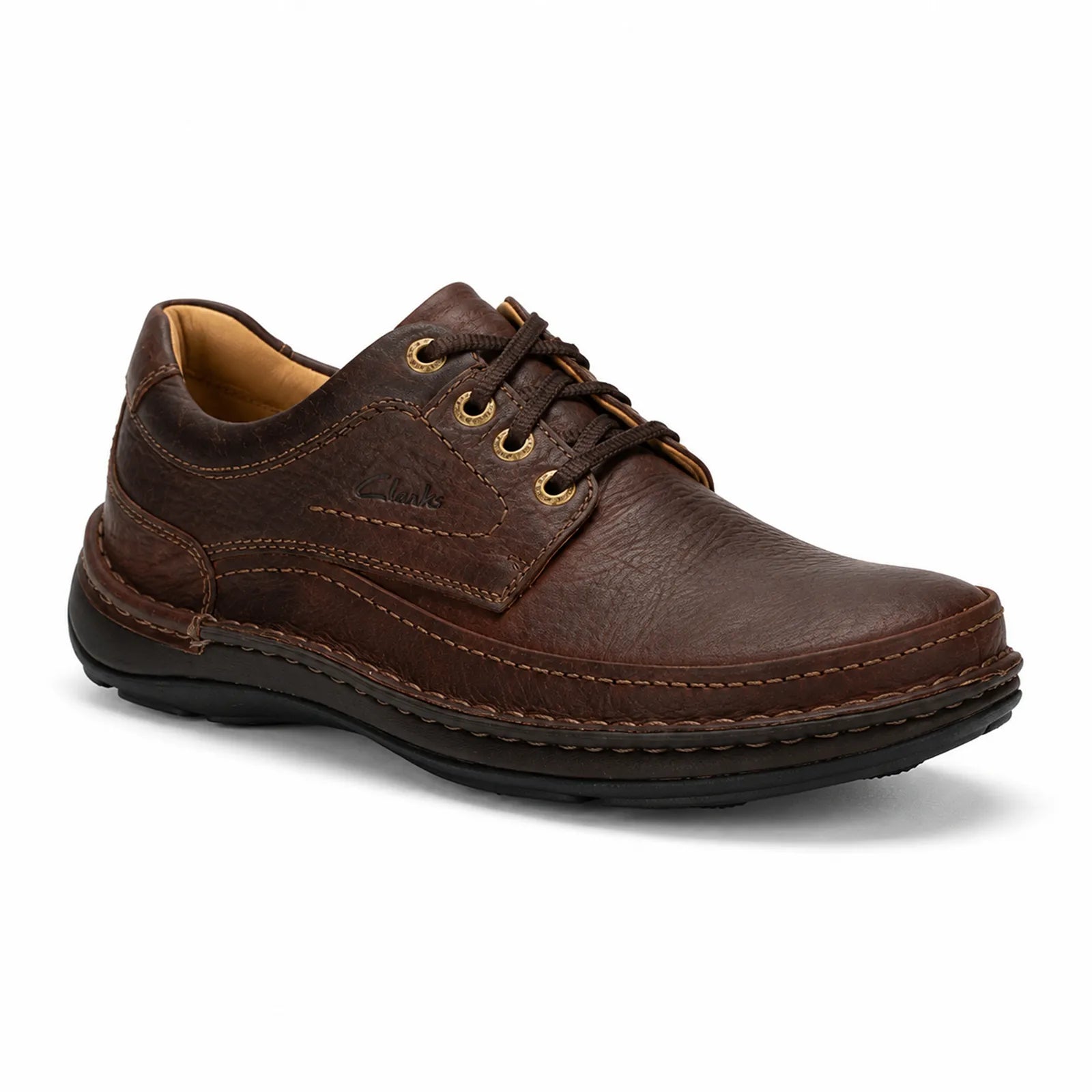 Men’s brown leather business oxford shoes with lace-up front and stitched detailing