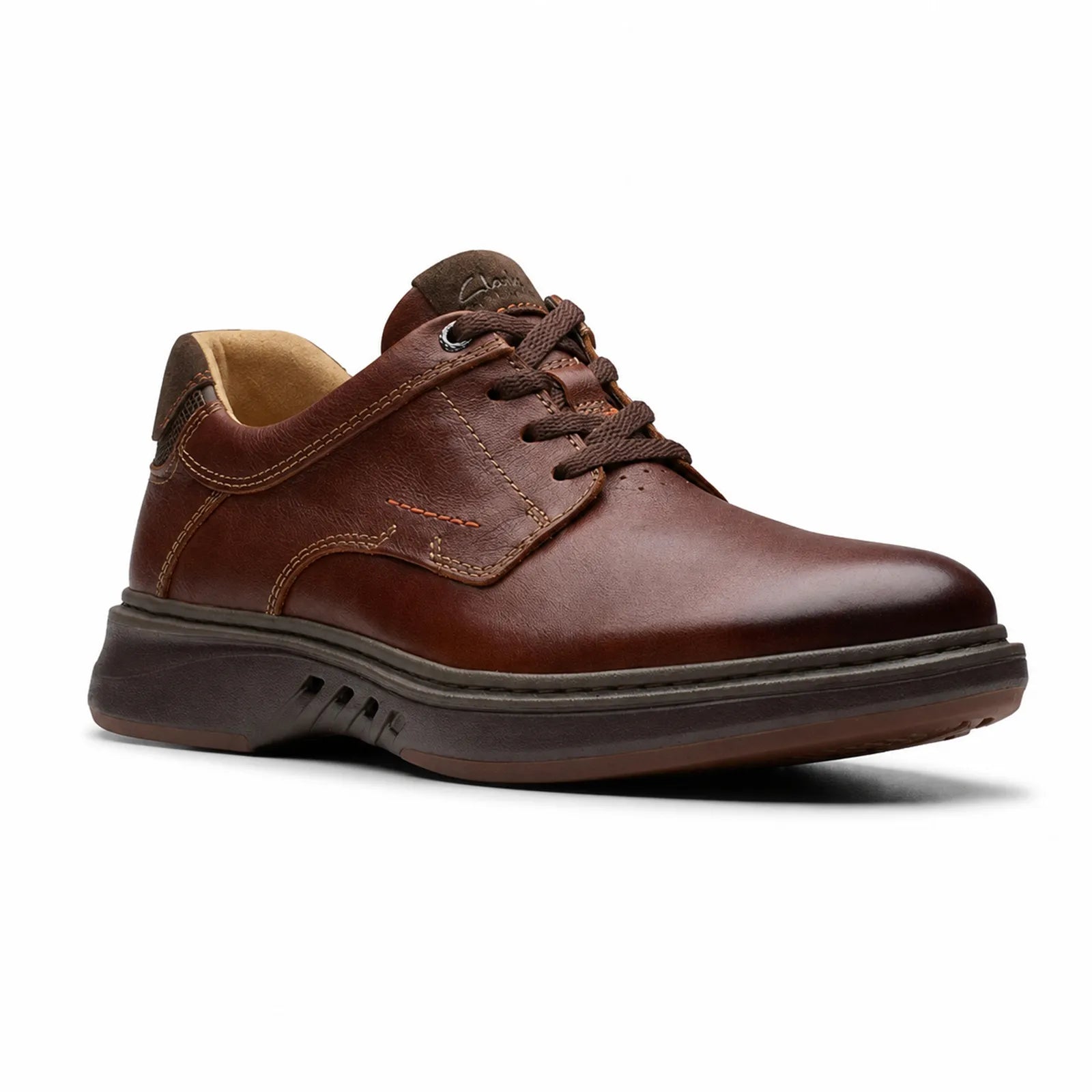 Men's brown leather lace-up business shoes with cushioned rubber sole