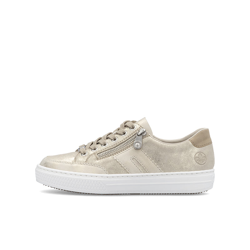 Beige low-top sneaker with side zipper detail and lace-up