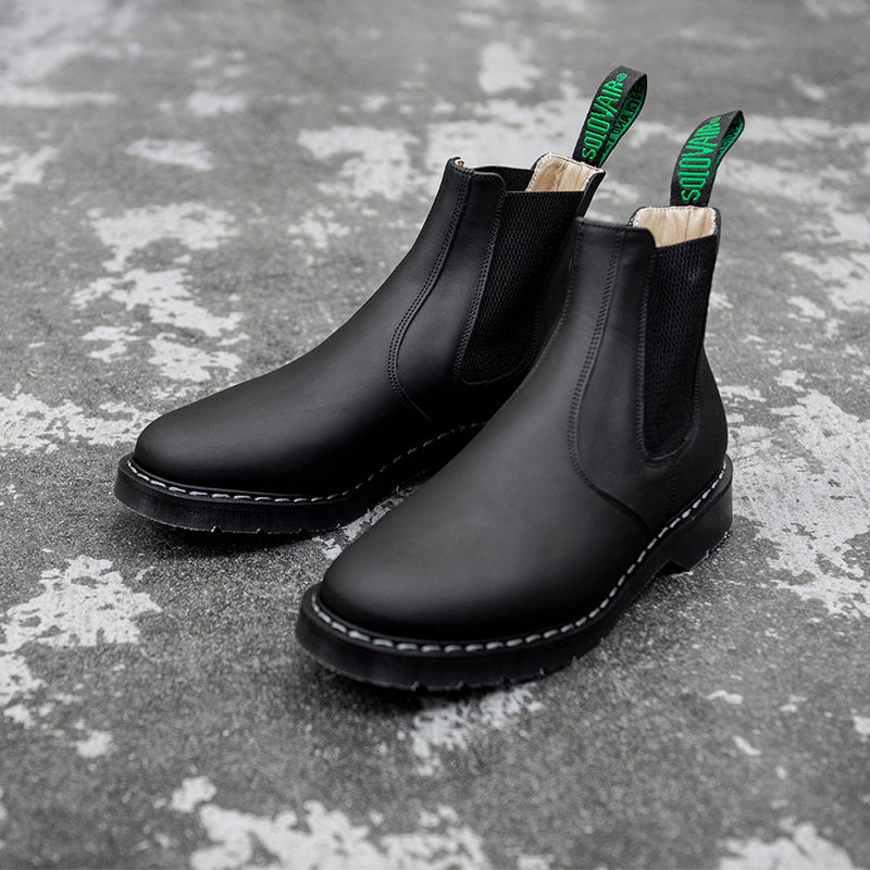 Solovair Gaucho Crazy Horse and Black Greasy Dealer Chelsea Boots for Men and Women Classic Leather Boots S0900