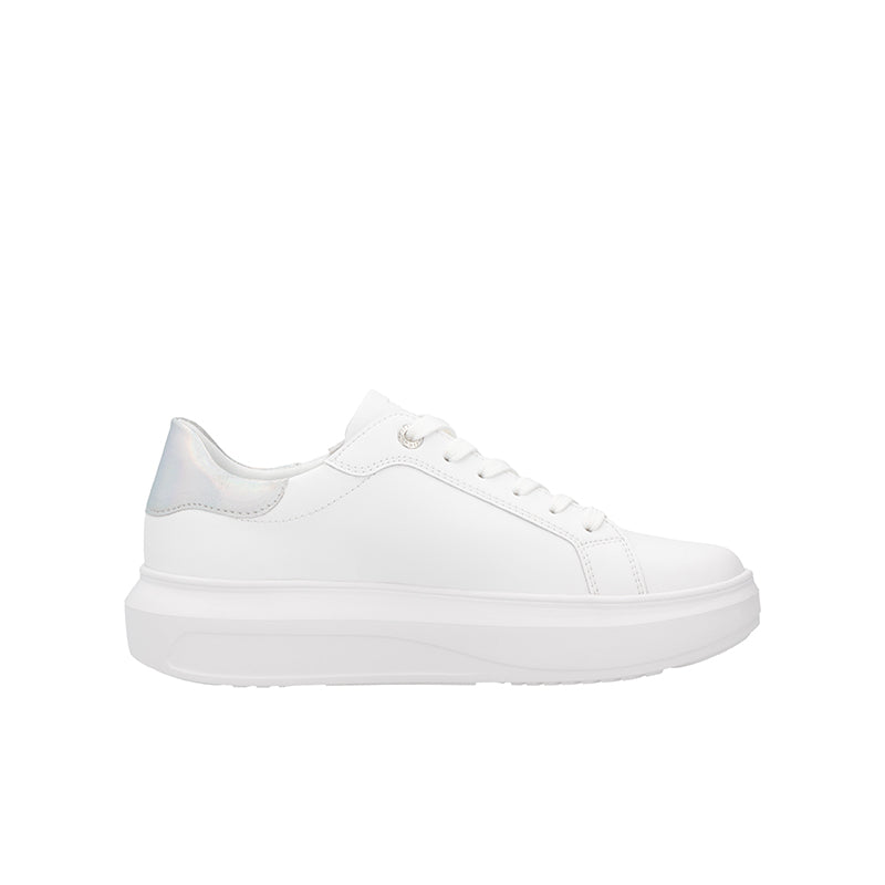 White leather lace-up sneaker with white sole