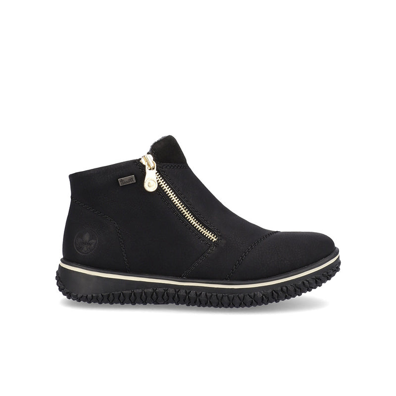 Black ankle boots with side zip and chunky tread sole