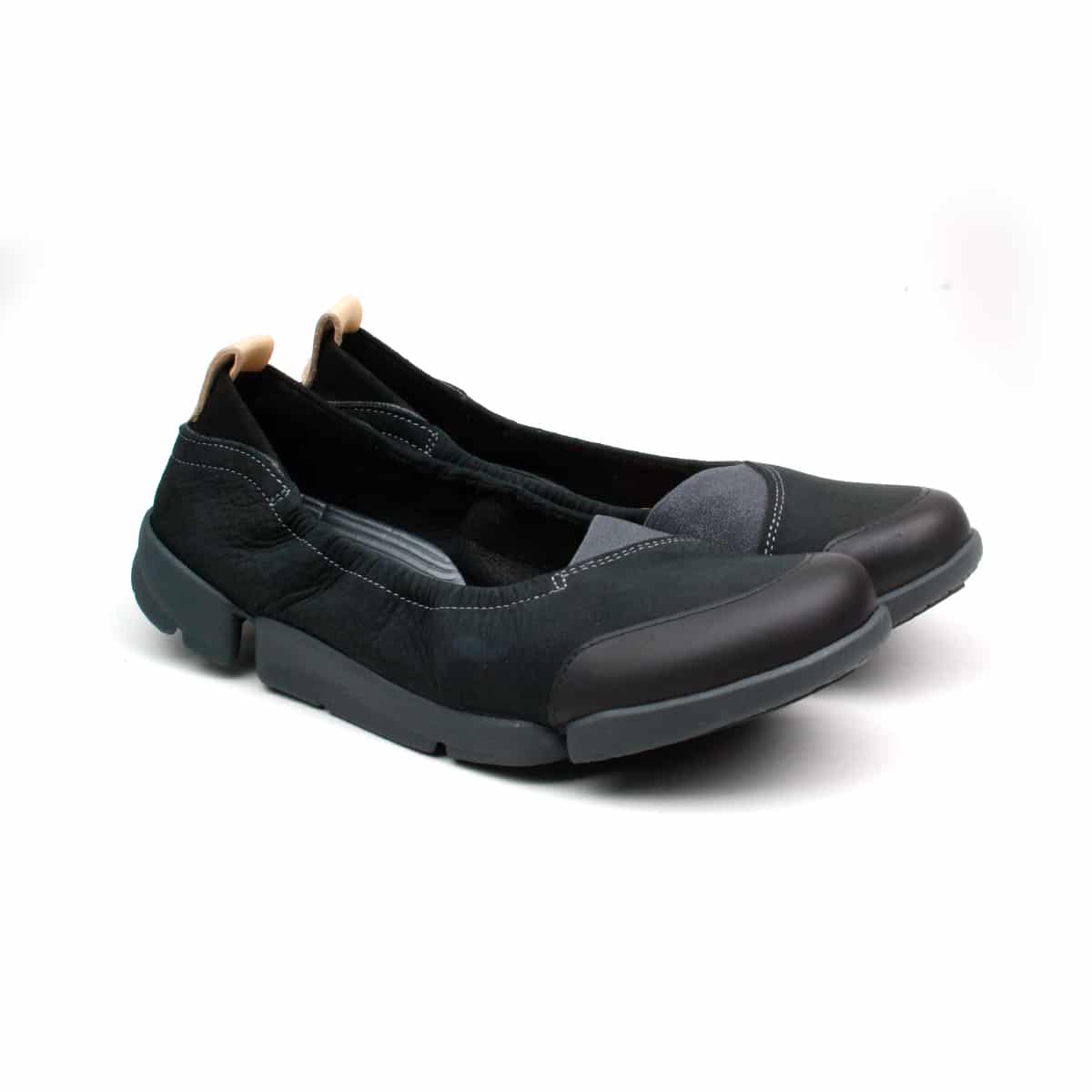 hacer clic mamífero Juramento Clarks Tri Adapt - 121 Shoes