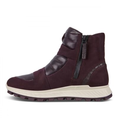 Ecco Exostrike W. High-performance outdoor casual boot.