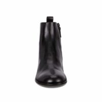 Ecco Shape 35, crafted from black premium Ecco leather