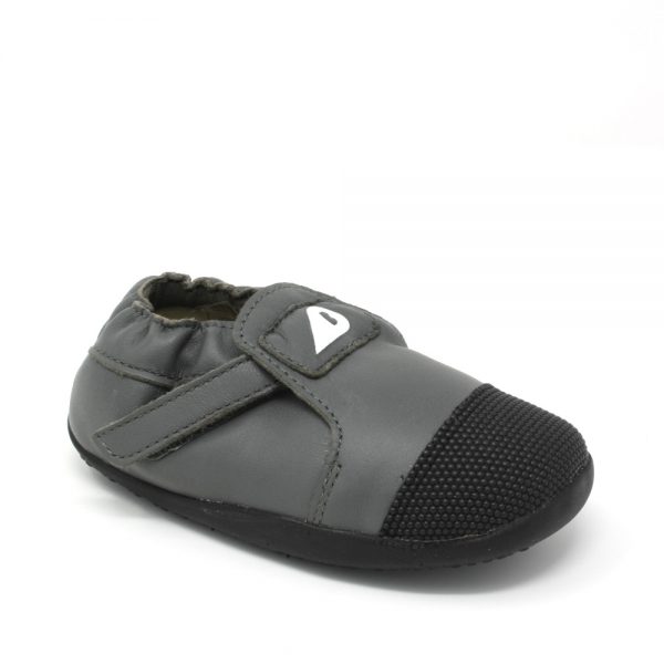 The Bobux SU Xplorer Arctic Smoke Leather. Suitable for first-walkers.