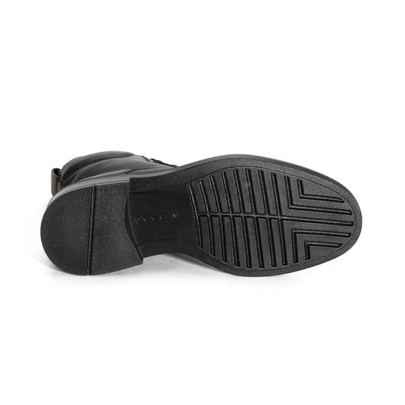 Ecco Newcastle. Premium black leather shoes