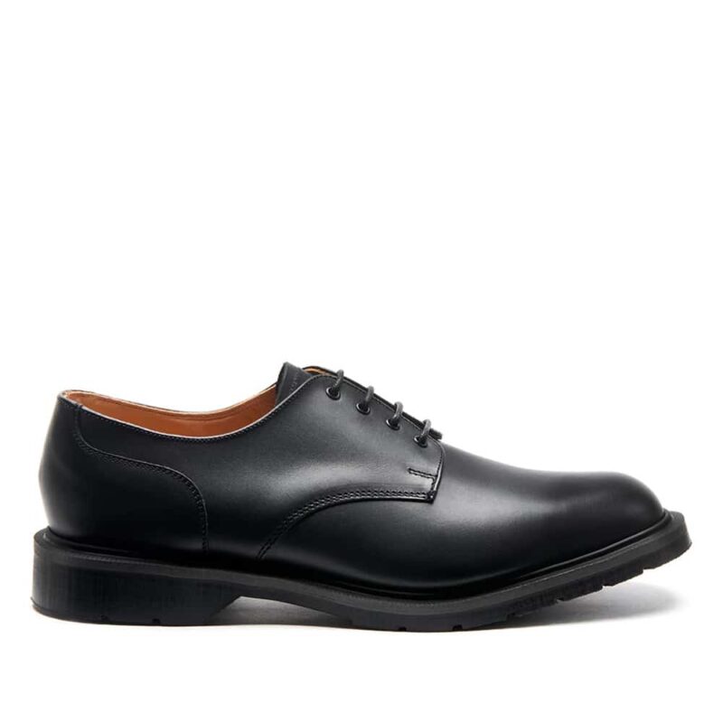 SOLOVAIR Black 4 Eye Gibson Shoe. Upper made from quality leather