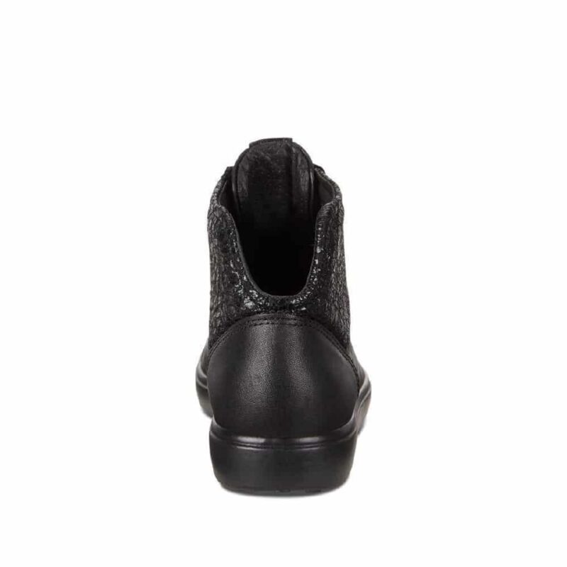 Ecco Soft 7 Black Droid Celadon. Premium shoes
