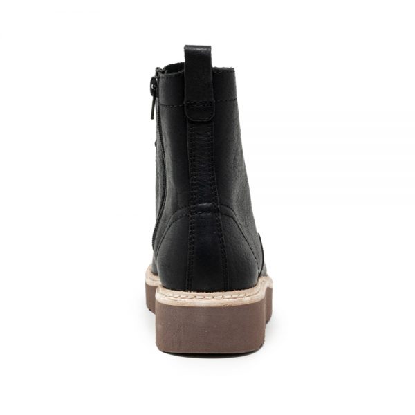 clarks trace pine black