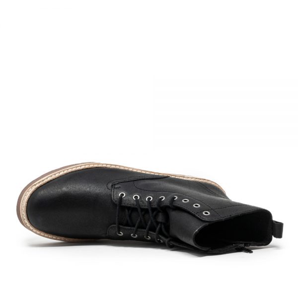 clarks trace pine black