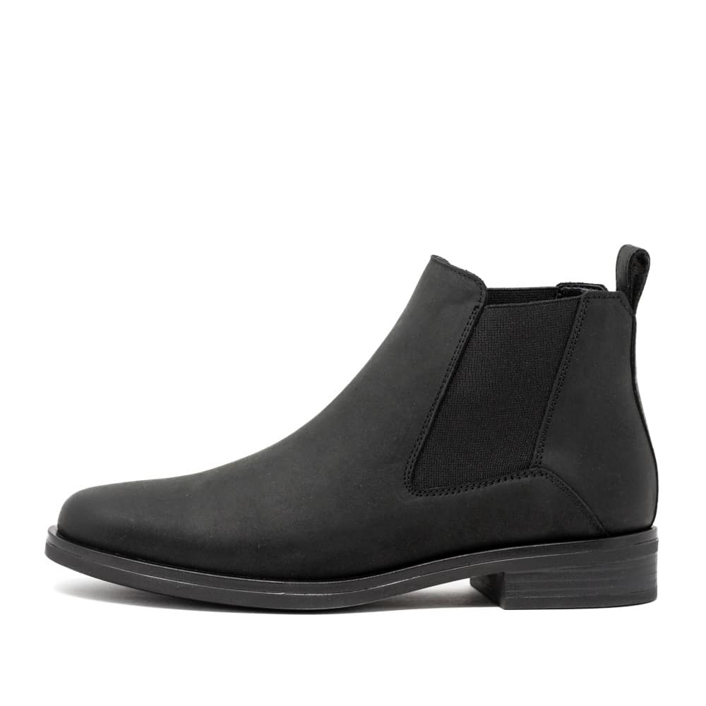 CLARKS Memi Top Black Premium Shoes - 121 Shoes