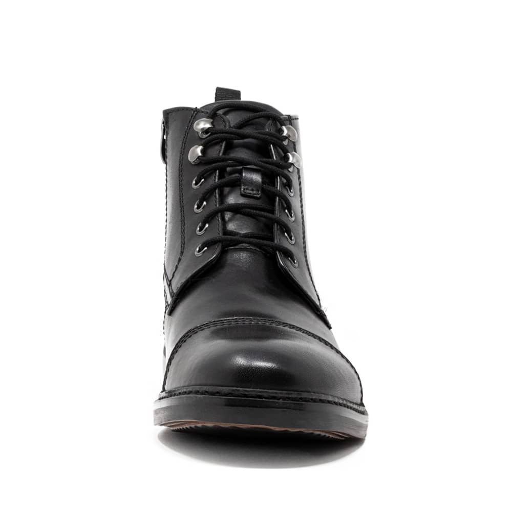 CLARKS Black Shoes - 121 Shoes