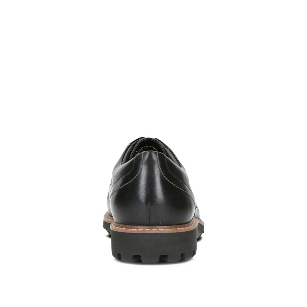 CLARKS Batcombe Hall Black Leather Premium Shoes - 121 Shoes